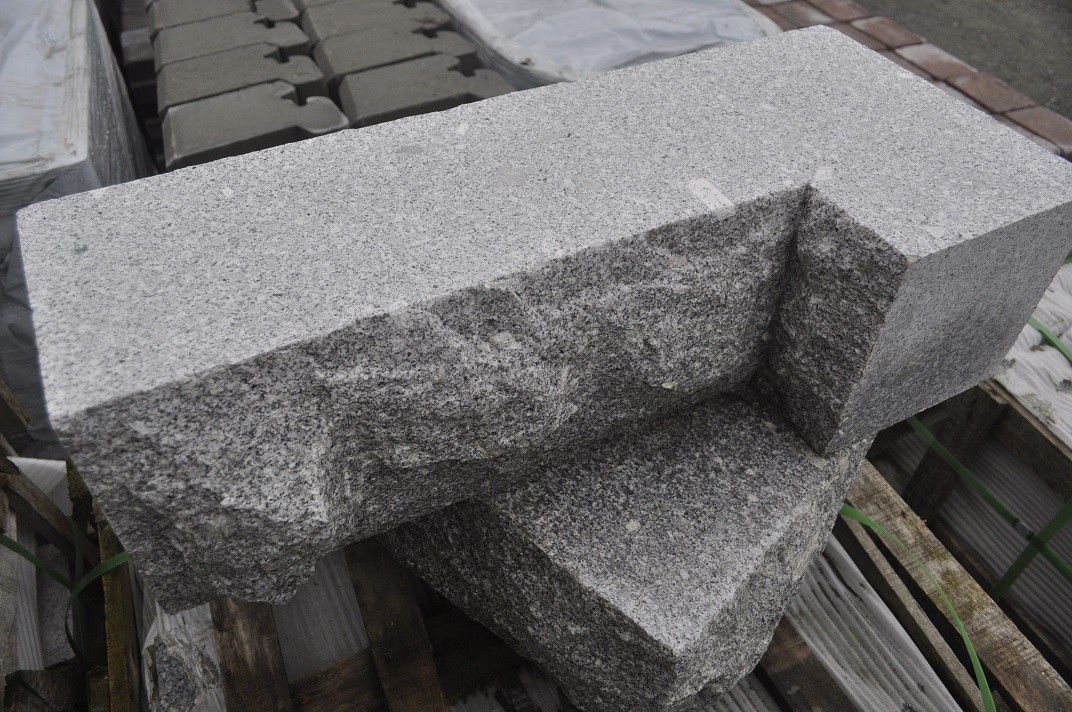 Blokk granitt 650x250x250mm