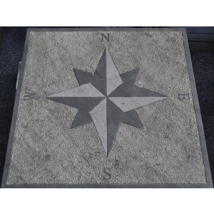 Kompassrose i granitt 120x120x5cm 4 punkter - N-S-W-E (engelske symboler)